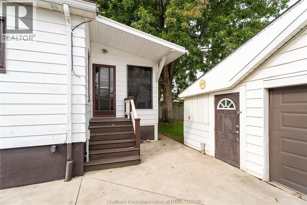 1008 JAMES STREET - 36