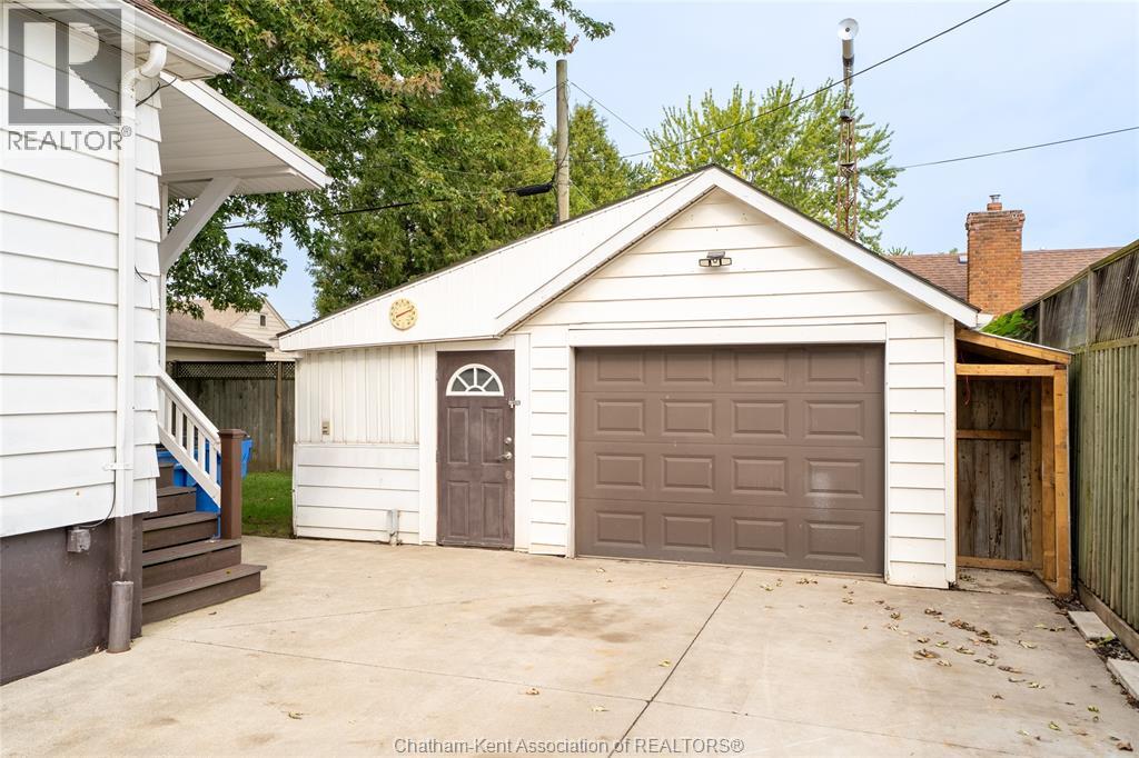 1008 JAMES STREET - 37