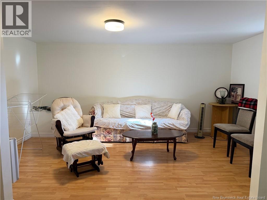 1515 Alexander Drive, Bathurst — photo 21
