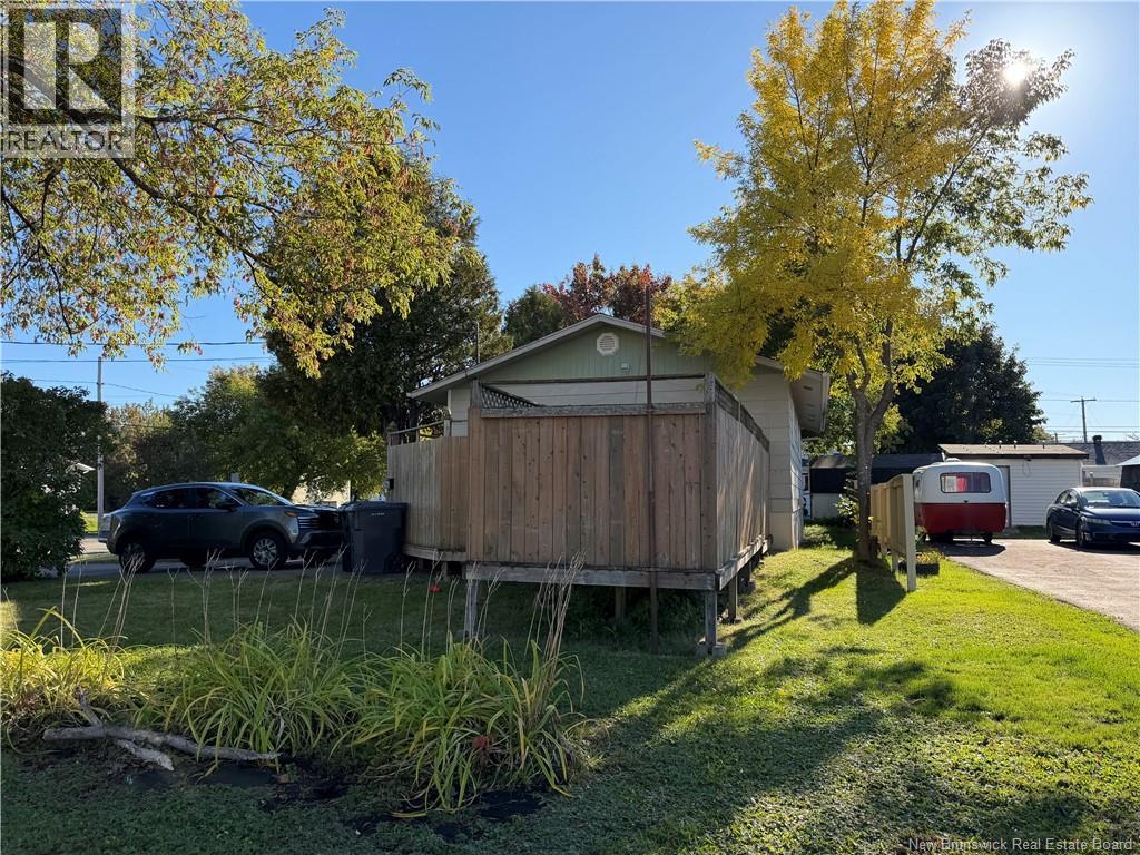 1515 Alexander Drive, Bathurst — photo 5