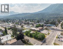 1291 6th Avenue, Fernie, BC V0B1M0 Photo 32