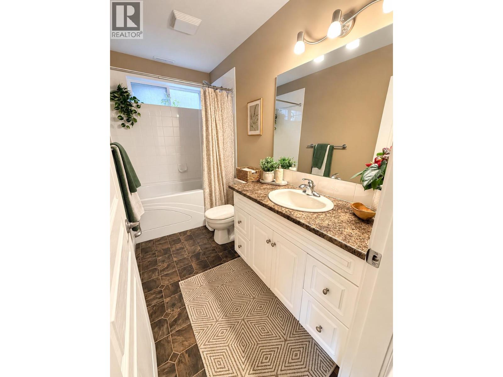 1704 2nd Ave S - Image 17