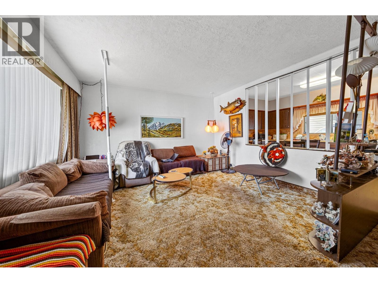 1291 6th Avenue - Image 14