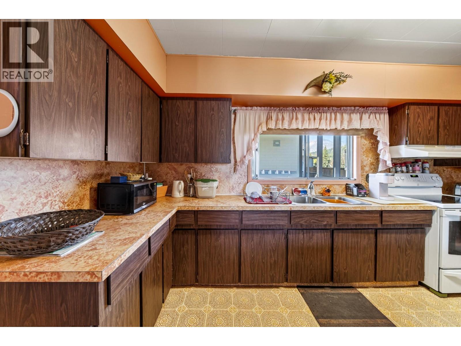 1291 6th Avenue - 9
