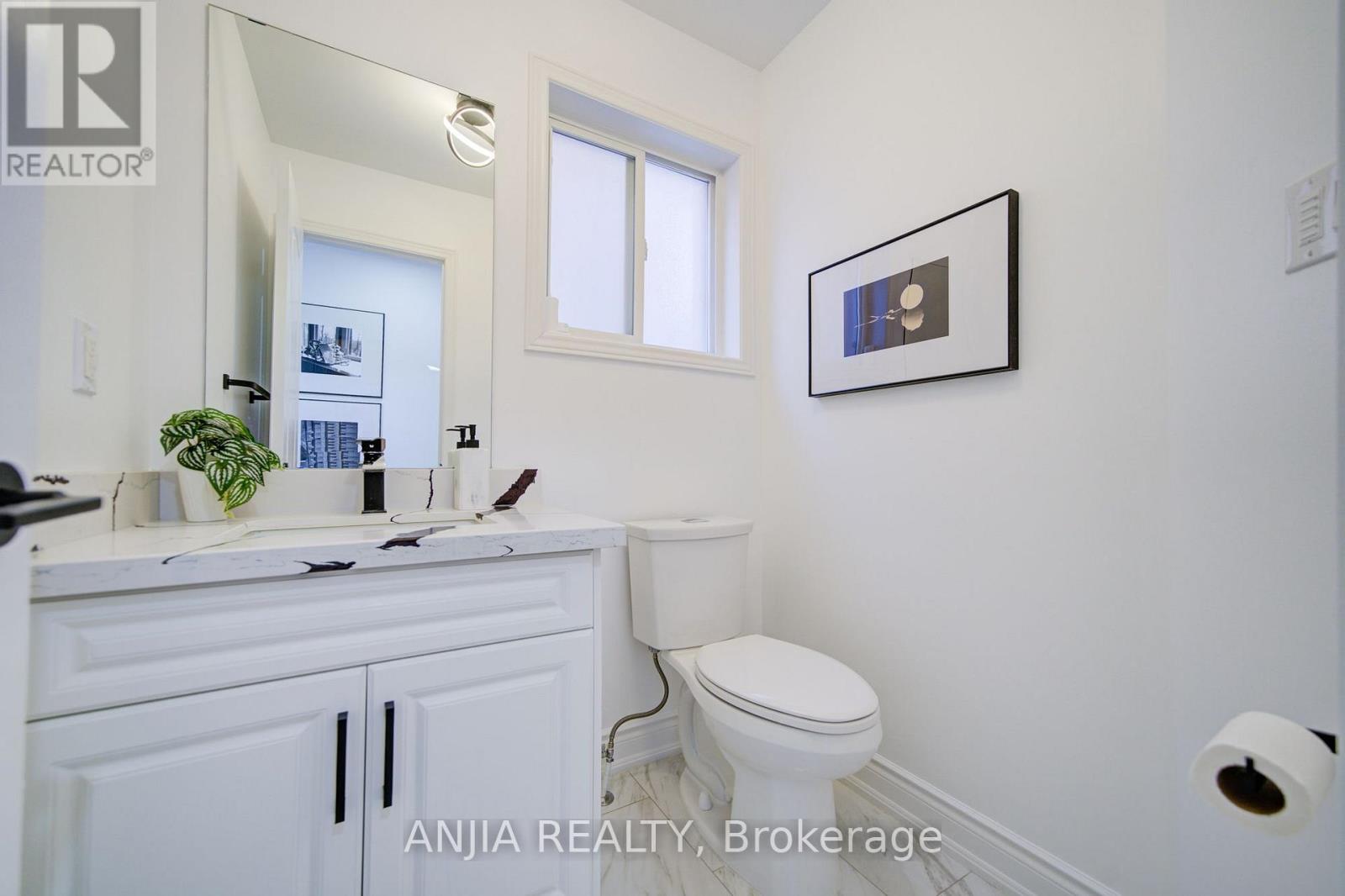 28 GRANDWOOD AVENUE - 6