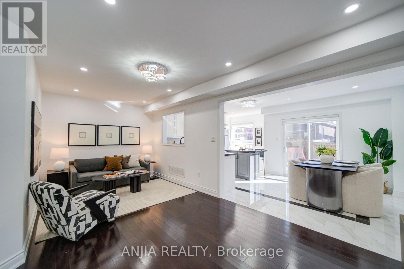 28 GRANDWOOD AVENUE - 8