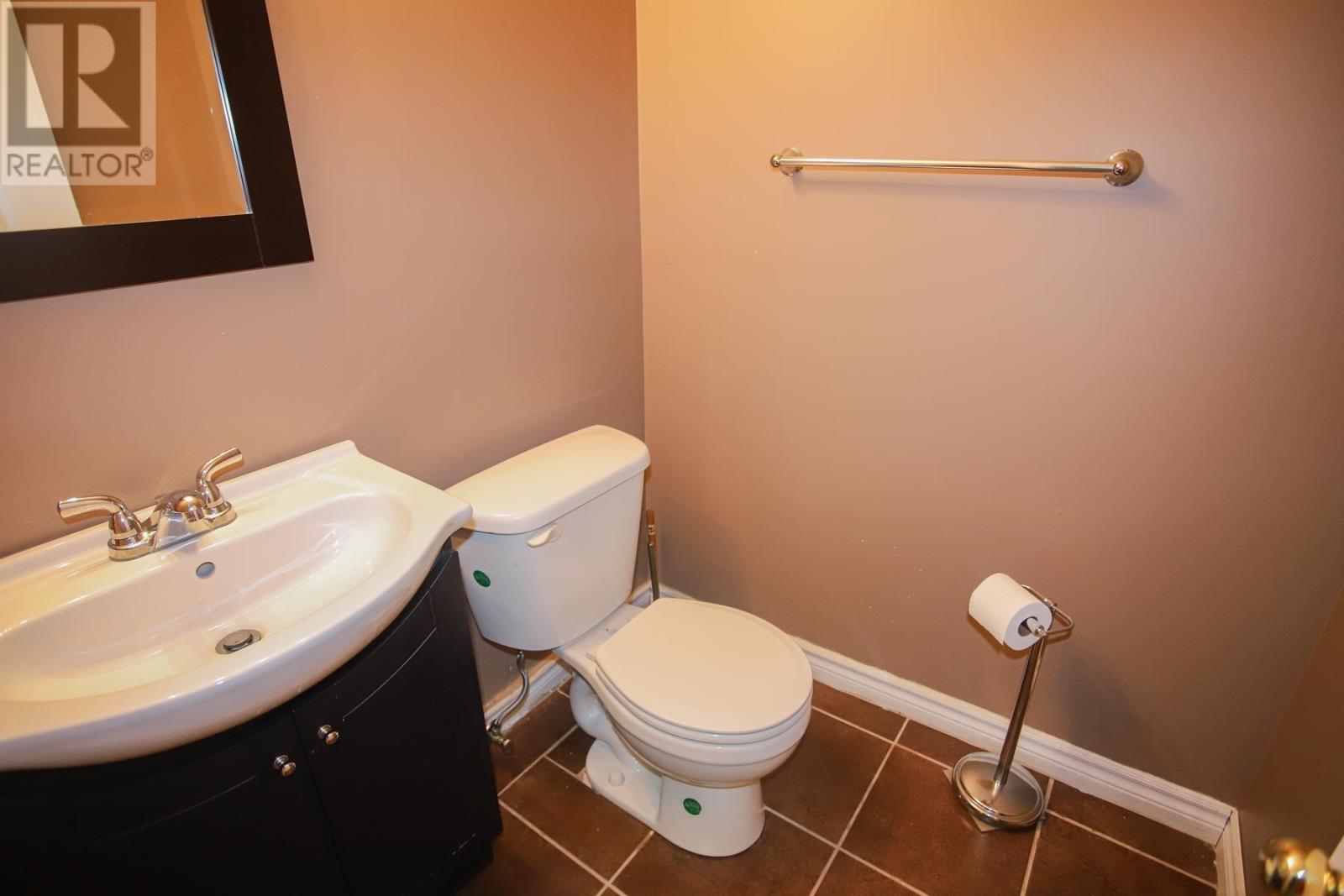 43 Broadview DR - 28
