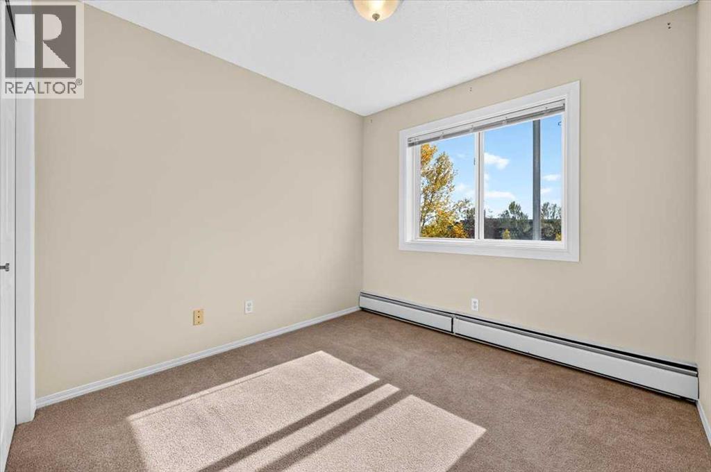 212, 7 Harvest Gold Manor NE - photo 32