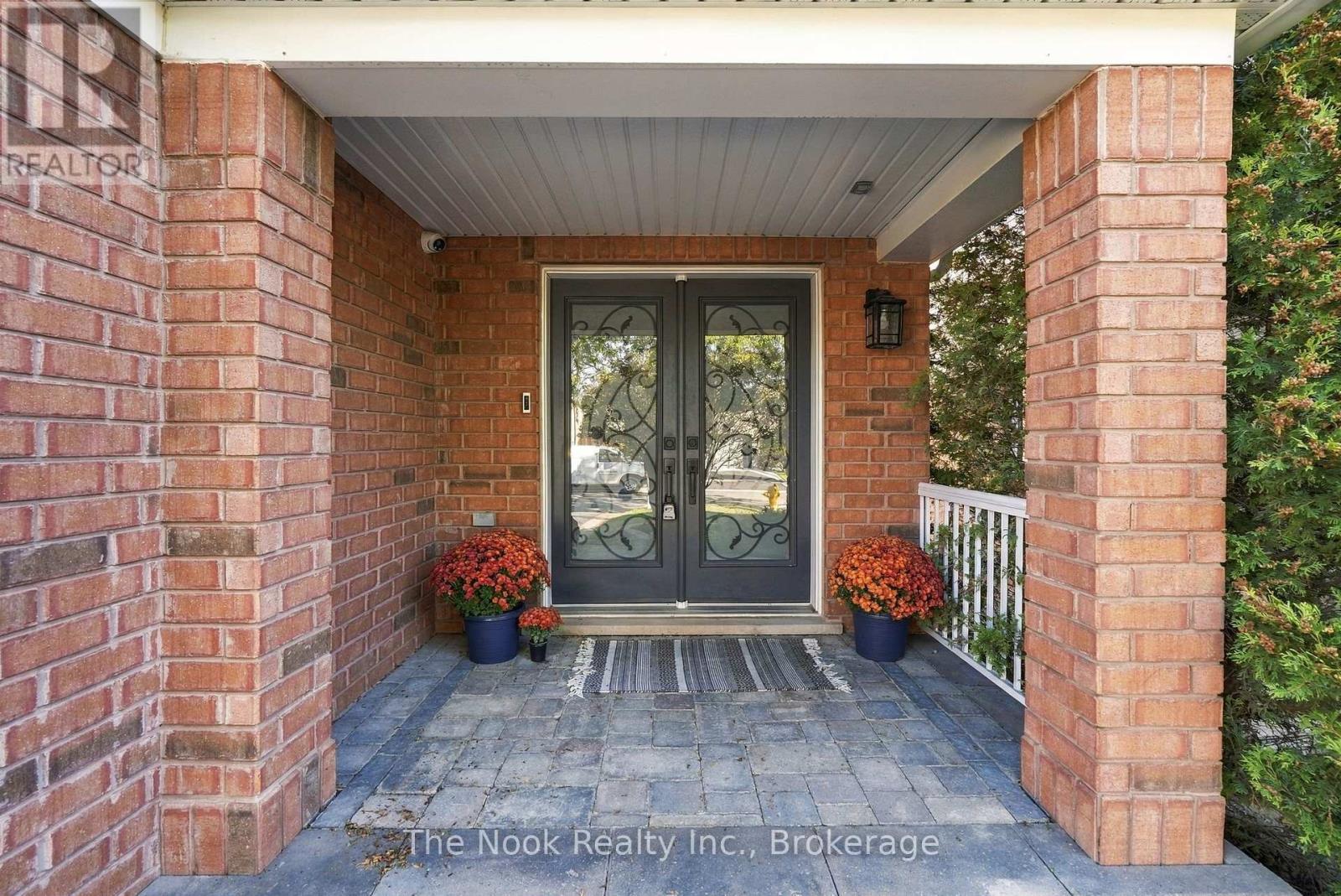37 Swindells Street, Clarington (Bowmanville), Ontario, L1C0K3, Clarington (Bowmanville), Ontario — photo 4 of 5