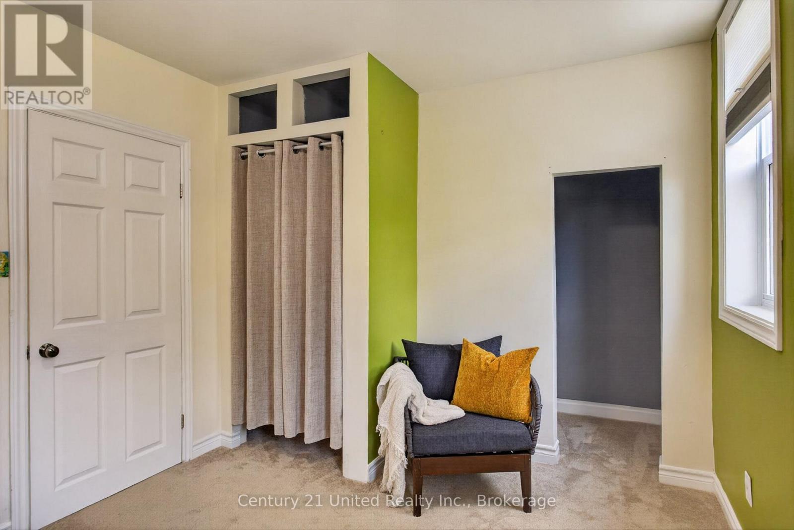 4 BERTIE STREET - Image 24