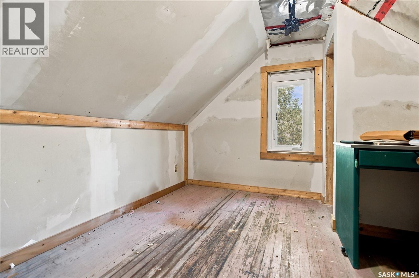 218 G AVENUE N, Saskatoon — photo 16