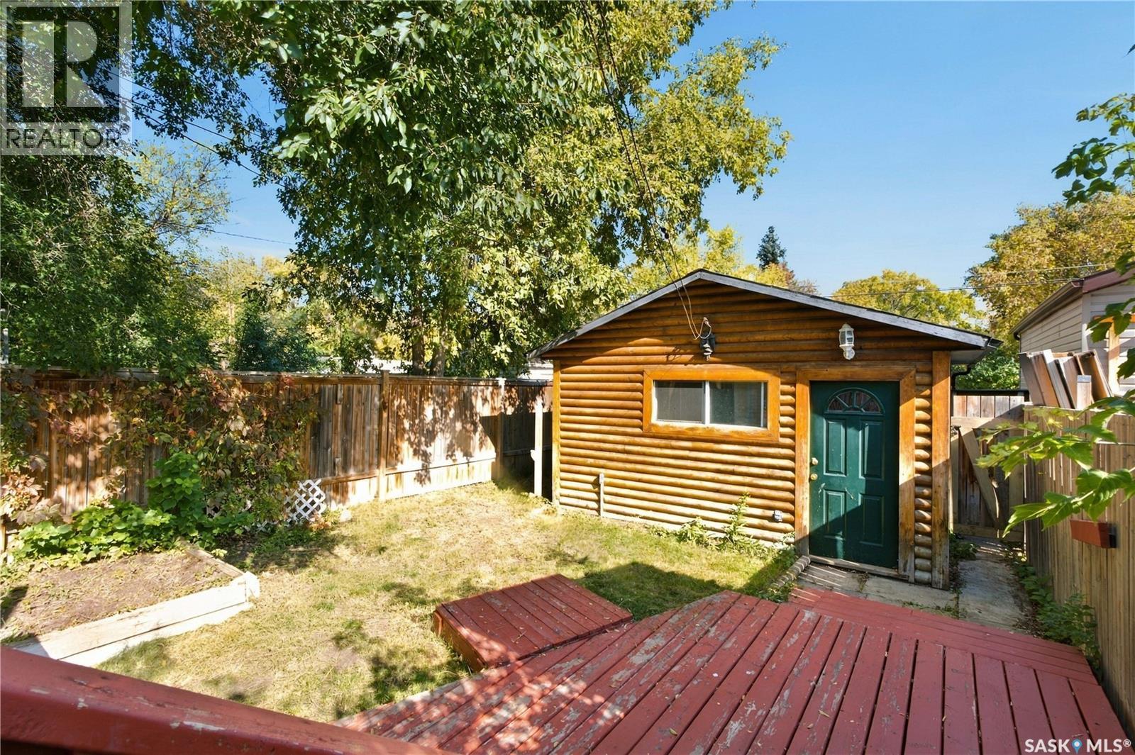 218 G AVENUE N - 26