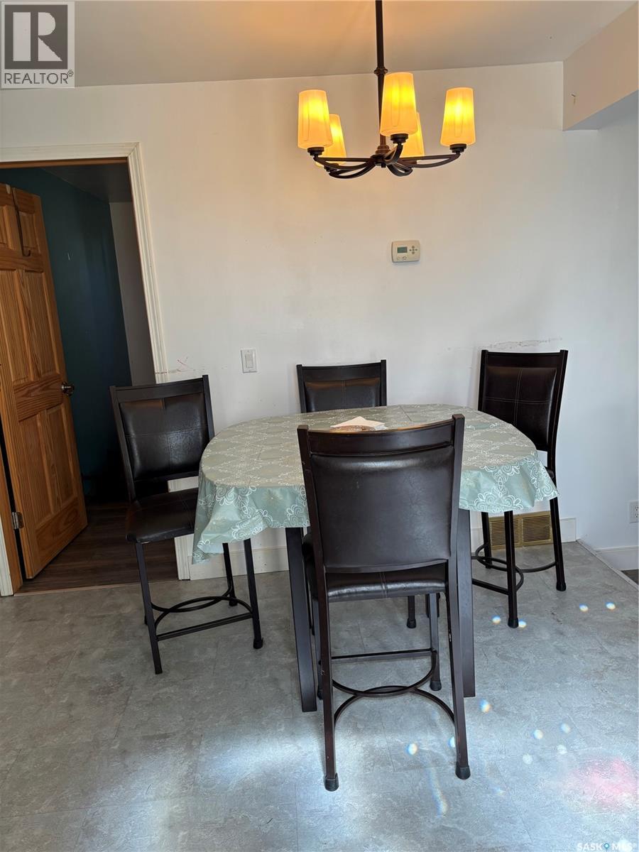406 Railway AVENUE, Mortlach — photo 9