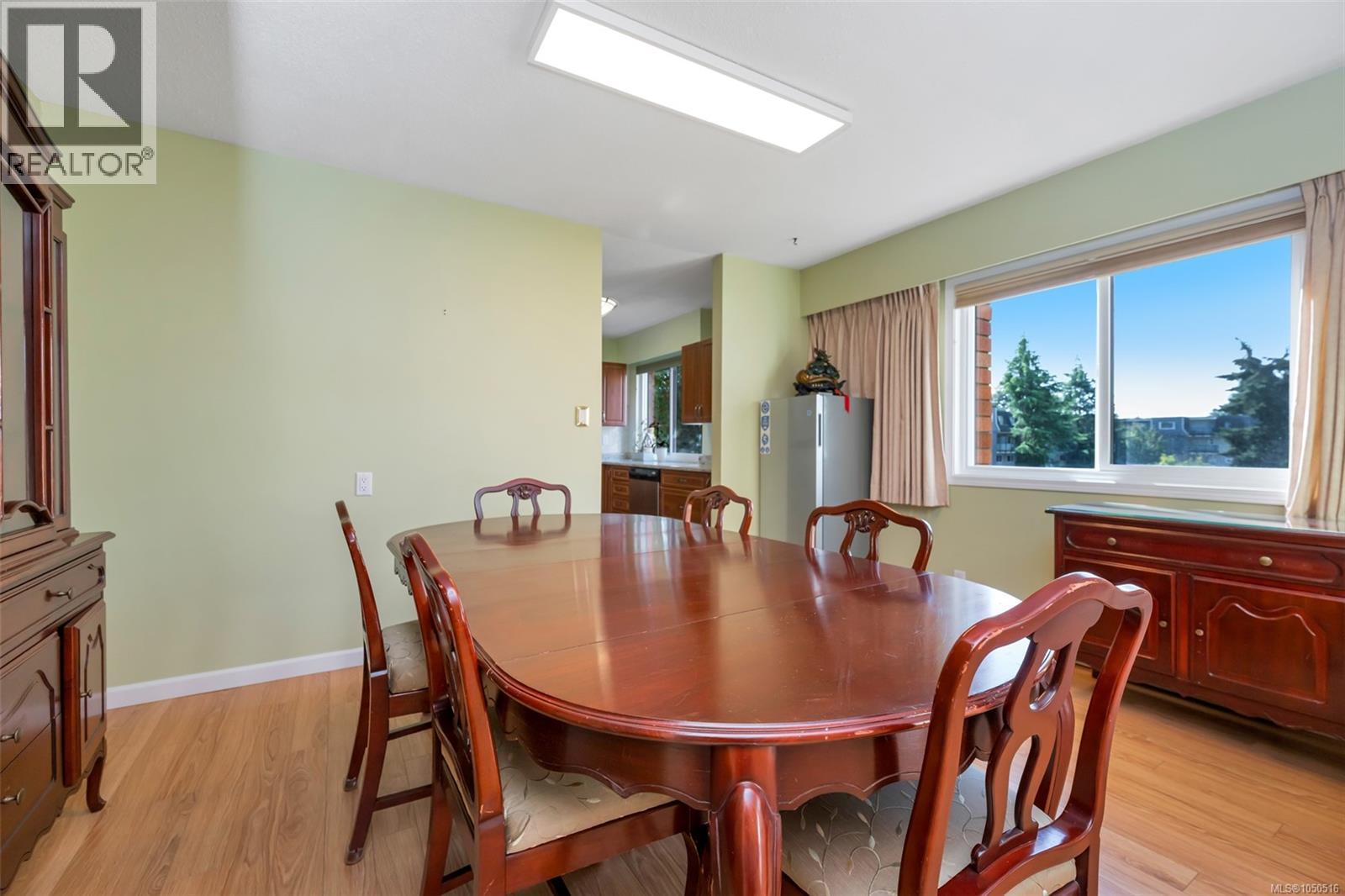 #310 853 Selkirk Ave - 13
