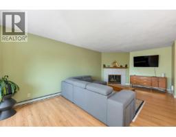 Living room - 310 853 Selkirk Ave, Esquimalt, BC V9A2T7 Photo 8