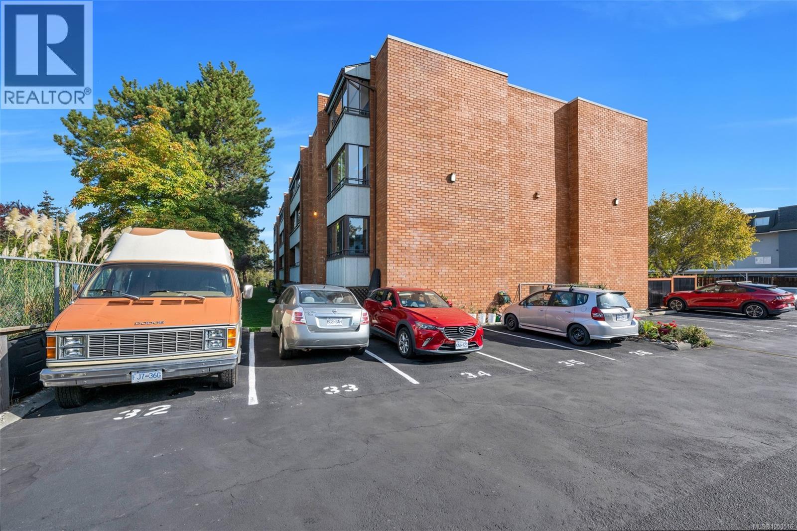 #310 853 Selkirk Ave - 29