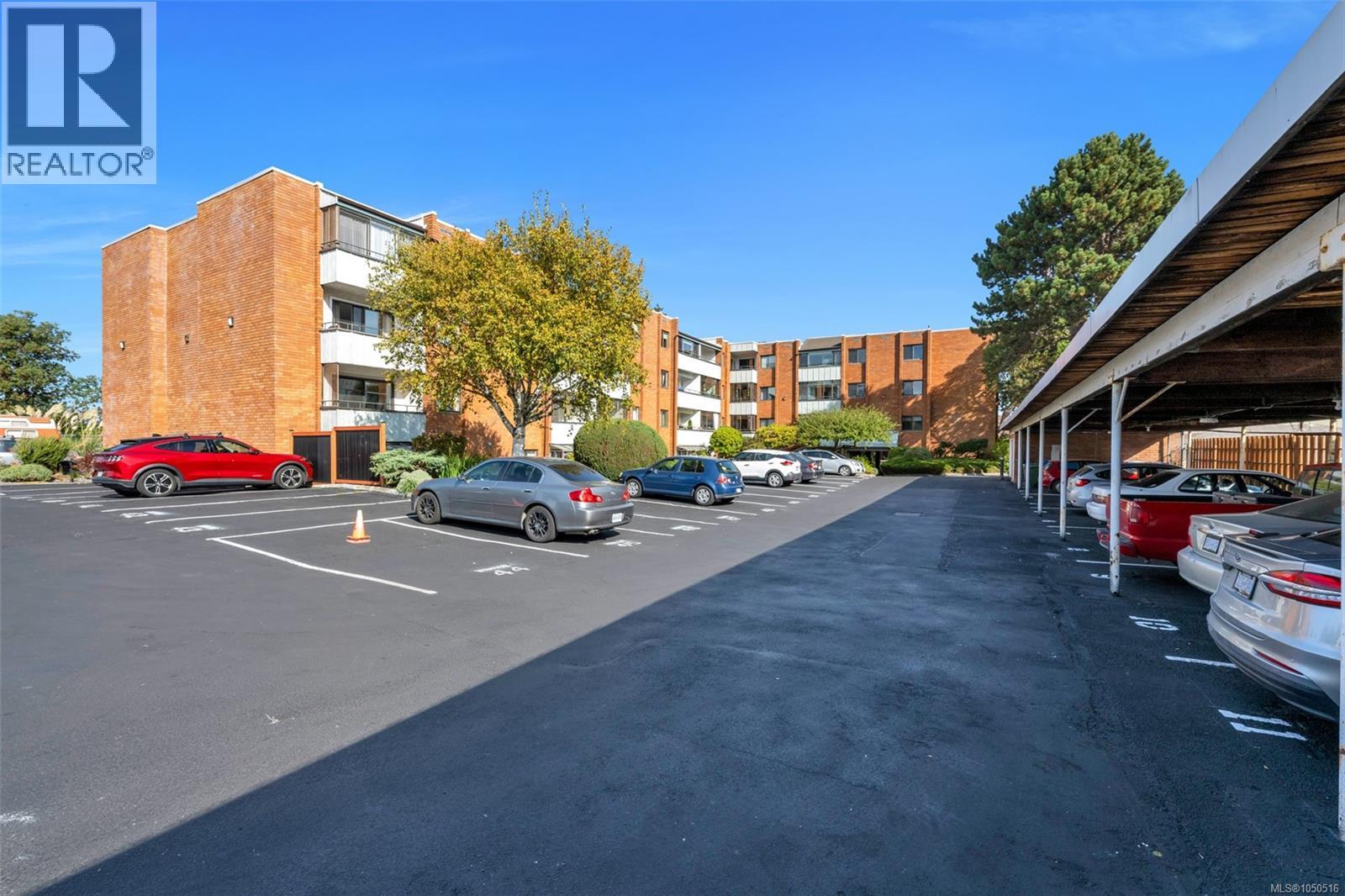 #310 853 Selkirk Ave - 30