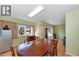 310 853 Selkirk Ave, Esquimalt, BC V9A2T7 Photo 11