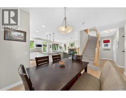 4pc Bathroom - 60 Sherwood Crescent Nw, Calgary, AB T3R0G2 Photo 13