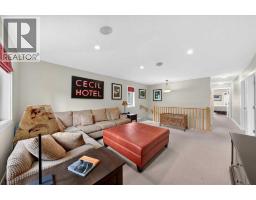 60 Sherwood Crescent Nw, Calgary, AB T3R0G2 Photo 21