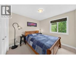60 Sherwood Crescent Nw, Calgary, AB T3R0G2 Photo 27
