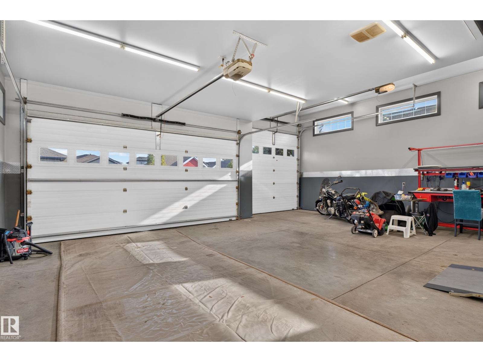 4204 TRIOMPHE PT - Image 54