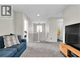 95 Lawrence Green SE - photo 38