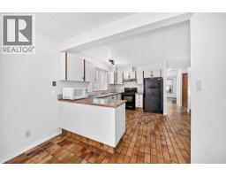 3pc Bathroom - 454 20 Avenue Nw, Calgary, AB T2M1C4 Photo 9