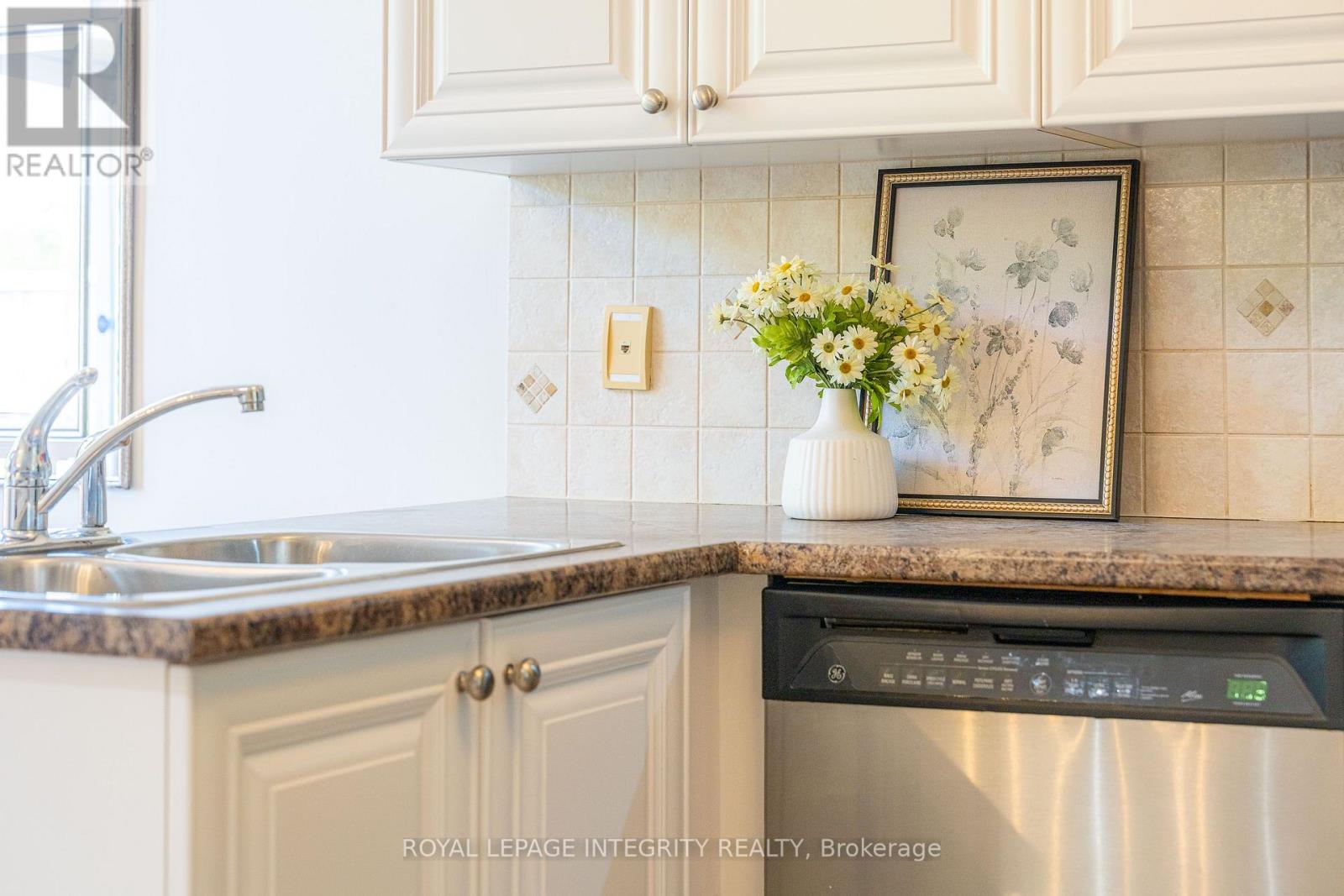 170 FLAMBOROUGH WAY - Image 19