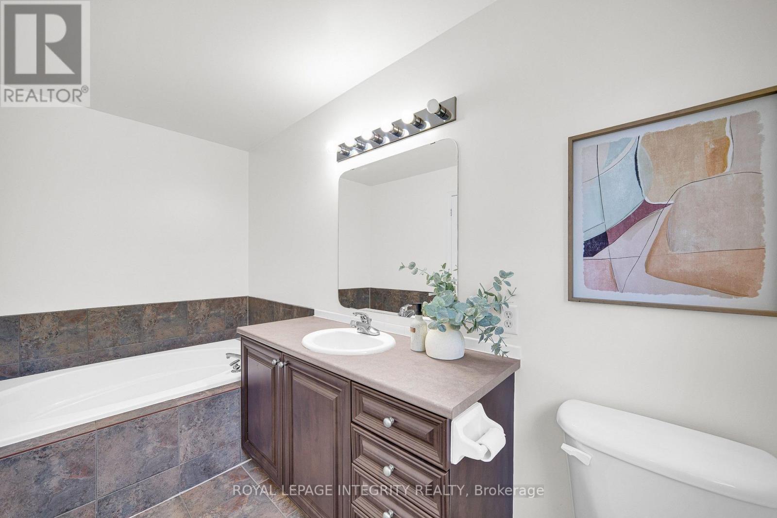 170 FLAMBOROUGH WAY - Image 32