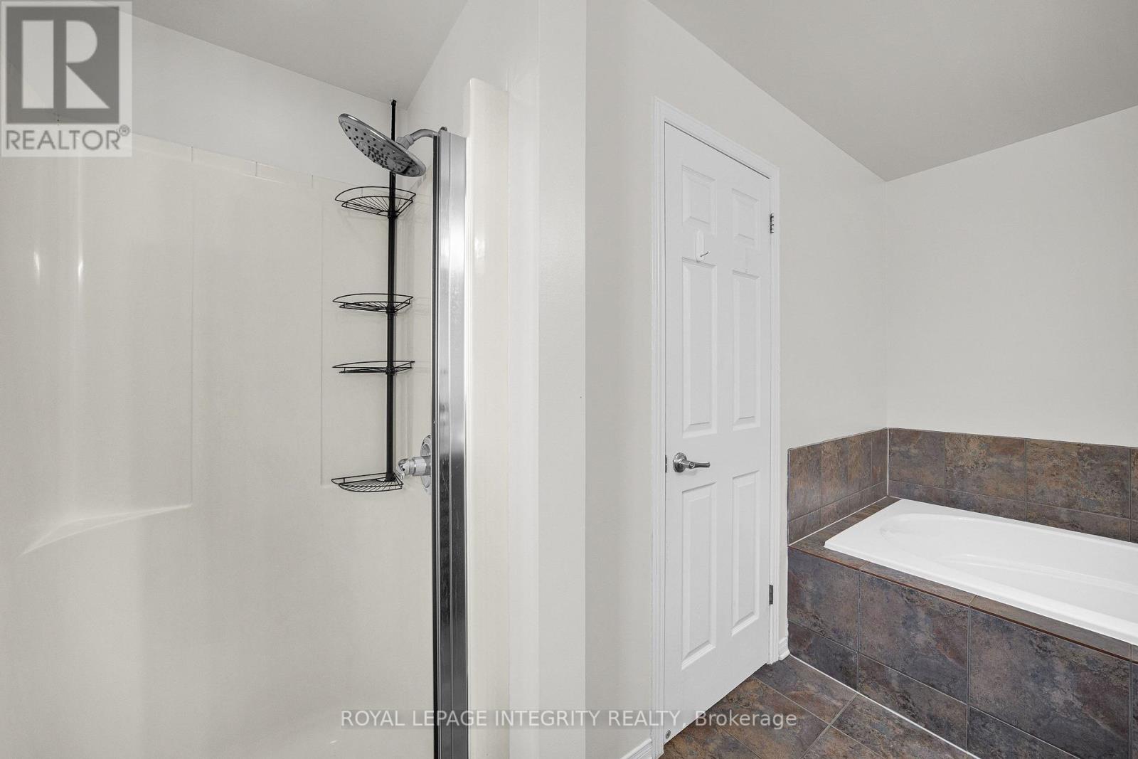 170 FLAMBOROUGH WAY - Image 33