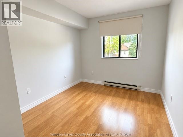 #304 3355 SANDWICH STREET - 12