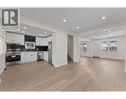 930 Elsmere Ave, Windsor, ON N9A2A9 Photo 11