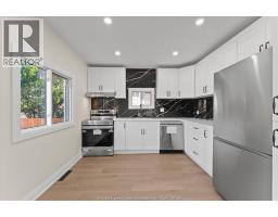 930 Elsmere Ave, Windsor, ON N9A2A9 Photo 13
