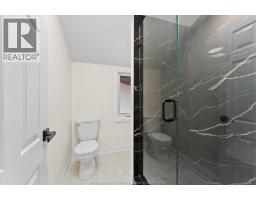 930 Elsmere Ave, Windsor, ON N9A2A9 Photo 20