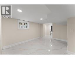 930 Elsmere Ave, Windsor, ON N9A2A9 Photo 25