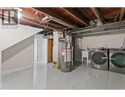 930 Elsmere Ave, Windsor, ON N9A2A9 Photo 27