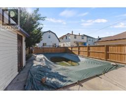 930 Elsmere Ave, Windsor, ON N9A2A9 Photo 32