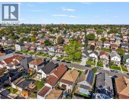 930 Elsmere Ave, Windsor, ON N9A2A9 Photo 37