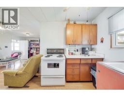845 Erie Blue, Essex, ON N0R1G0 Photo 10