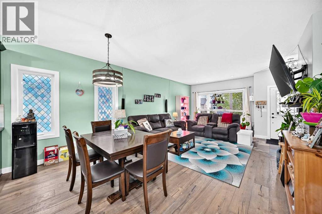 11 Bondar Gate - Image 12