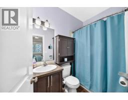 11 Bondar Gate, Carstairs, AB T0M0N0 Photo 25