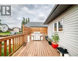 11 Bondar Gate, Carstairs, AB T0M0N0 Photo 44