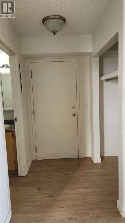 423 3 Avenue NE - photo 13