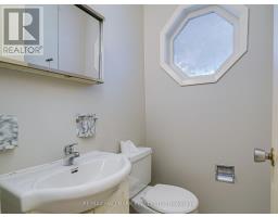 27 Keyworth Trail, Toronto, ON M1S2V2 Photo 16