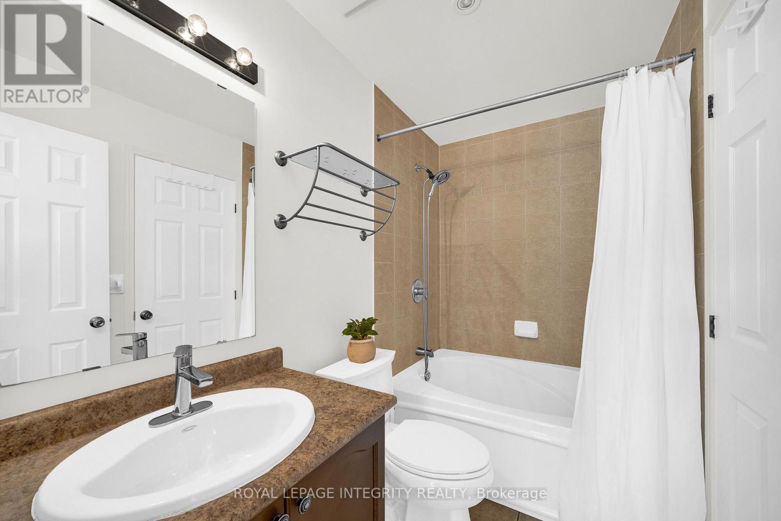 #20 376 WIFFEN PRIVATE - Image 33