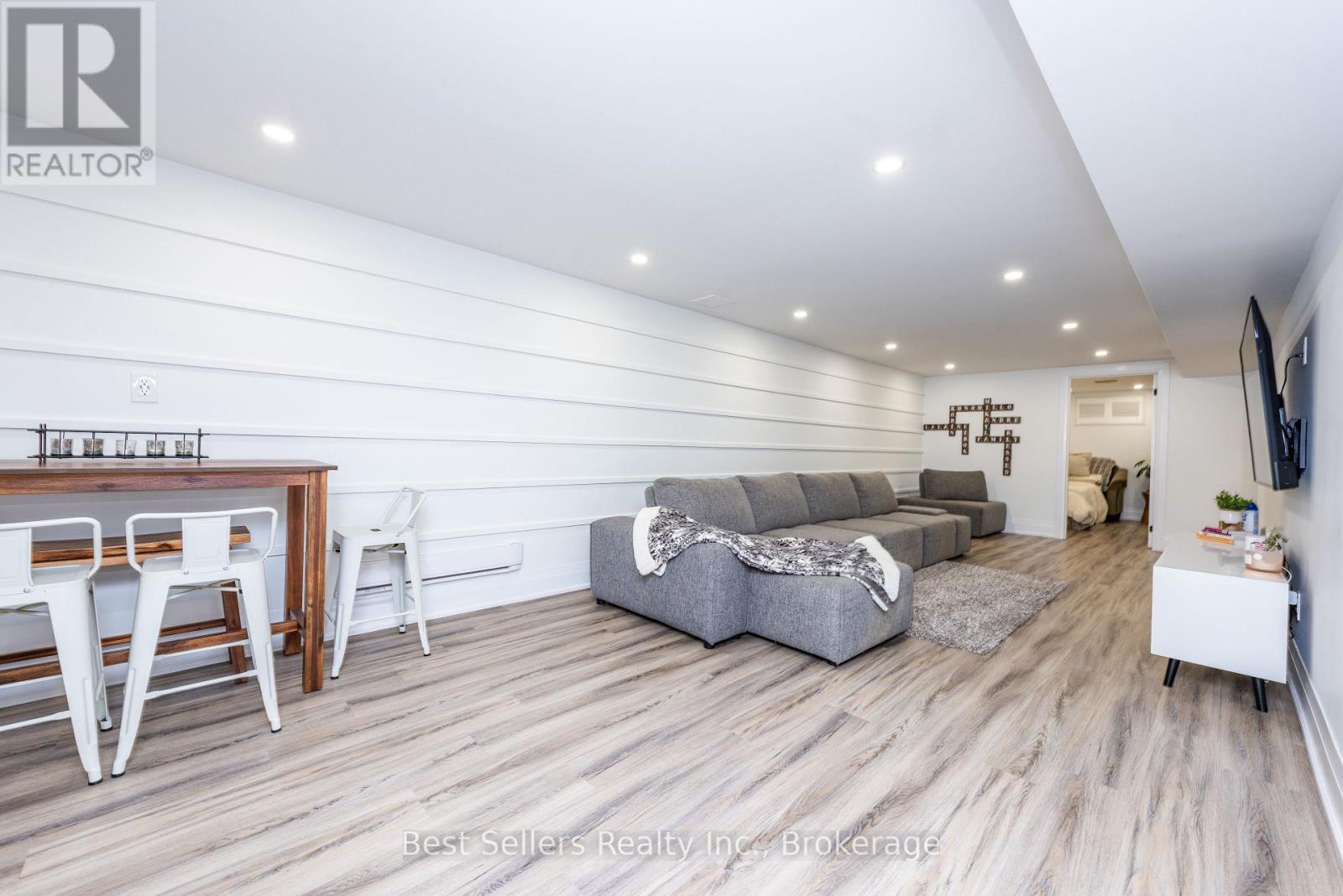 7407 Milburough Line East, Milton, ON photo 35
