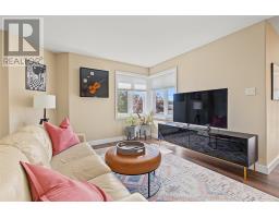 184 Groves Street thumbnail 20