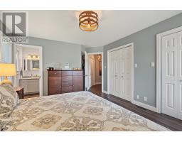 184 Groves Street thumbnail 31