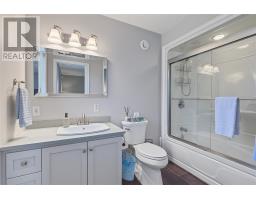 184 Groves Street thumbnail 32